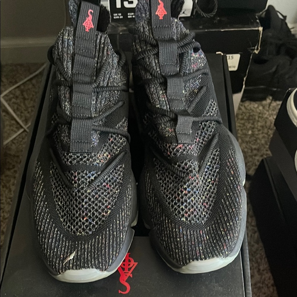 Sia Collective Phuck Racism Sz 13